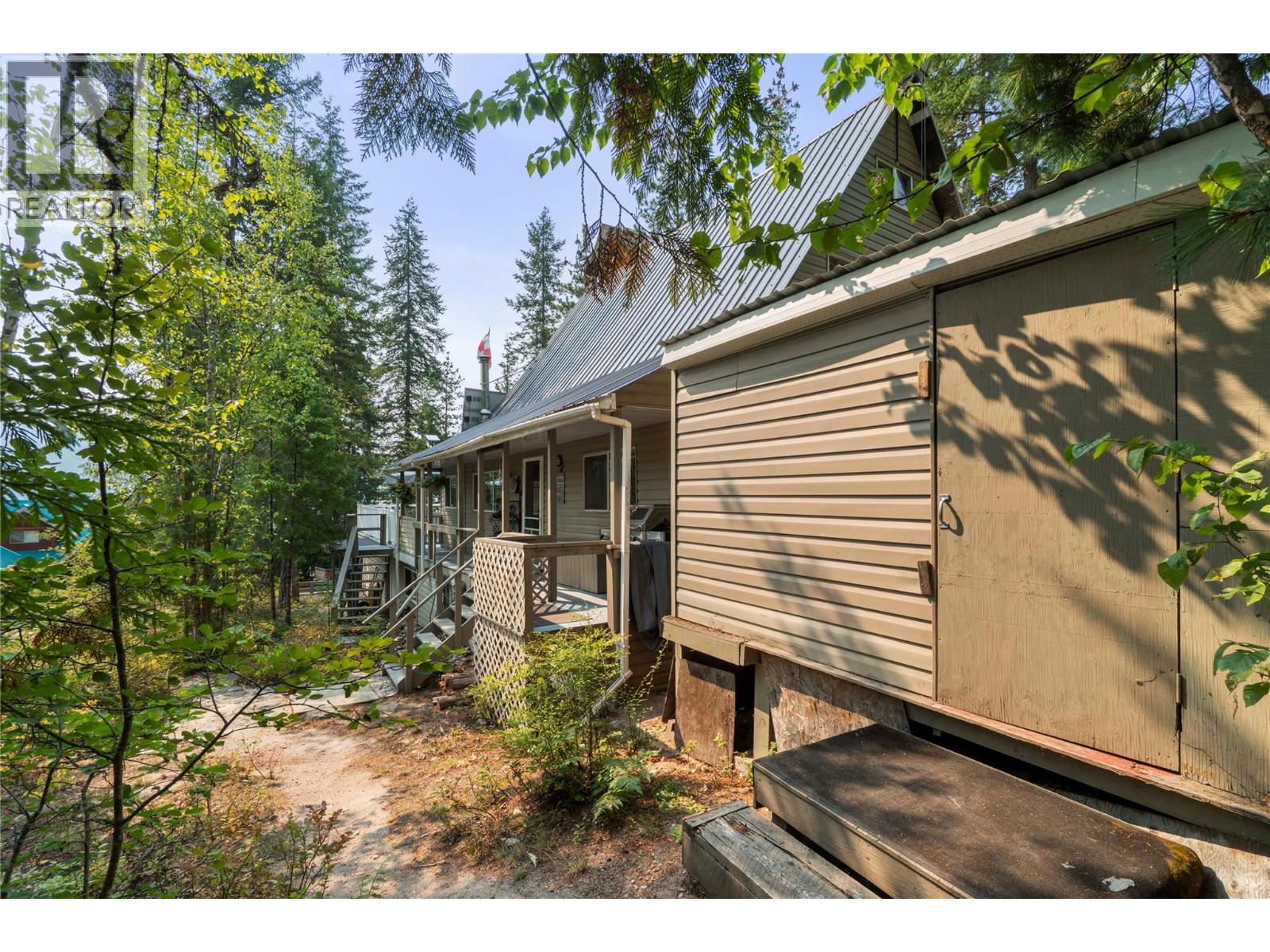 8800 Seymour Arm Main Forest Service Road Unit# 16, Seymour Arm