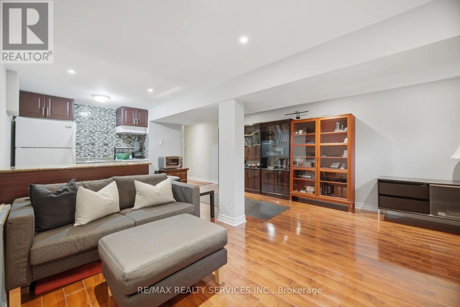 2414 WHALEY DRIVE - Image 28