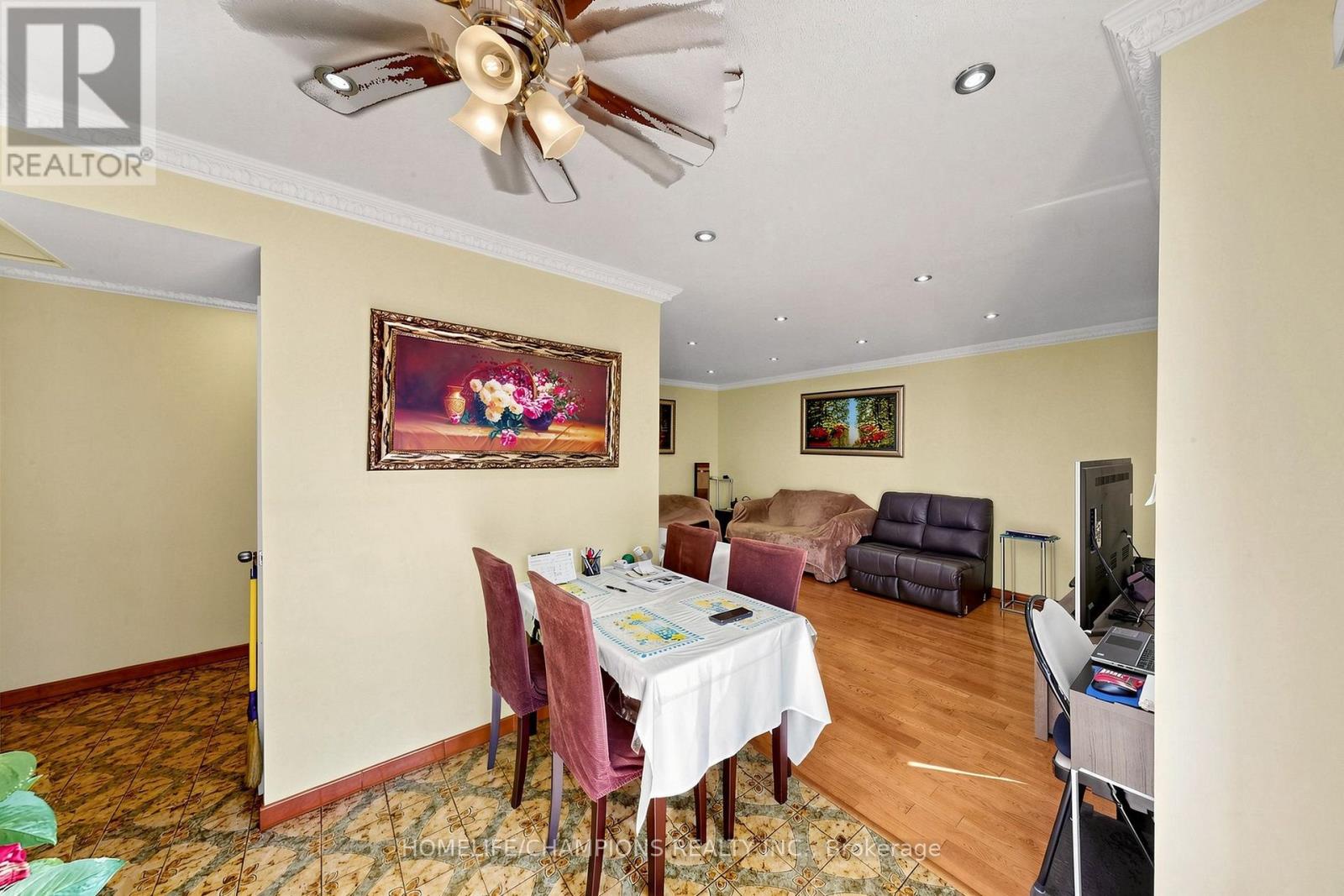 #18 18 SAN VITO WAY - Image 15