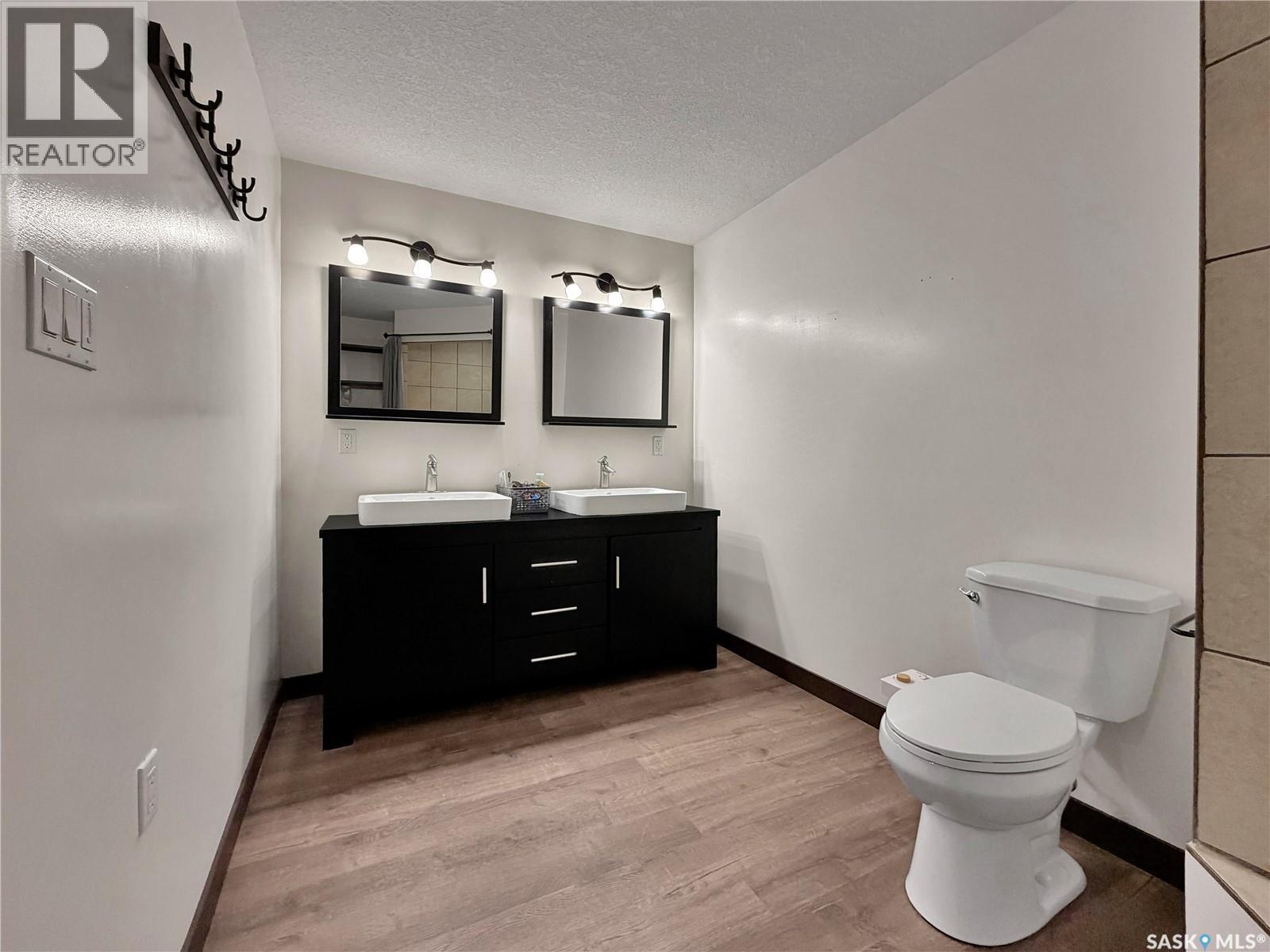 613 Gonczy AVENUE - Image 24