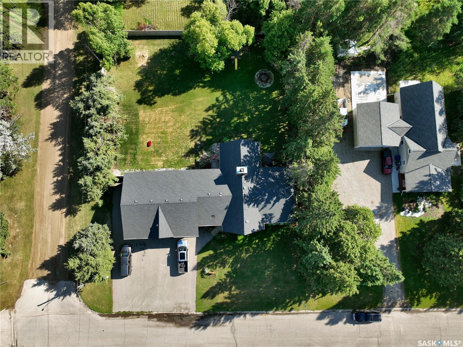 613 Gonczy AVENUE - 3