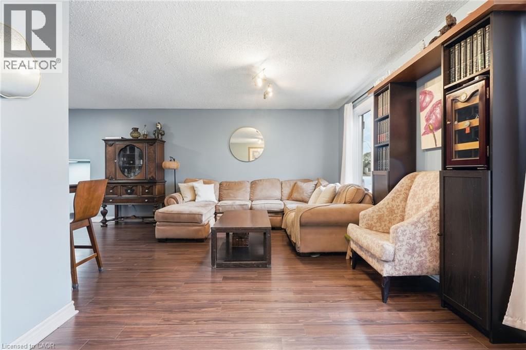 49 MARKSON Crescent - Image 6