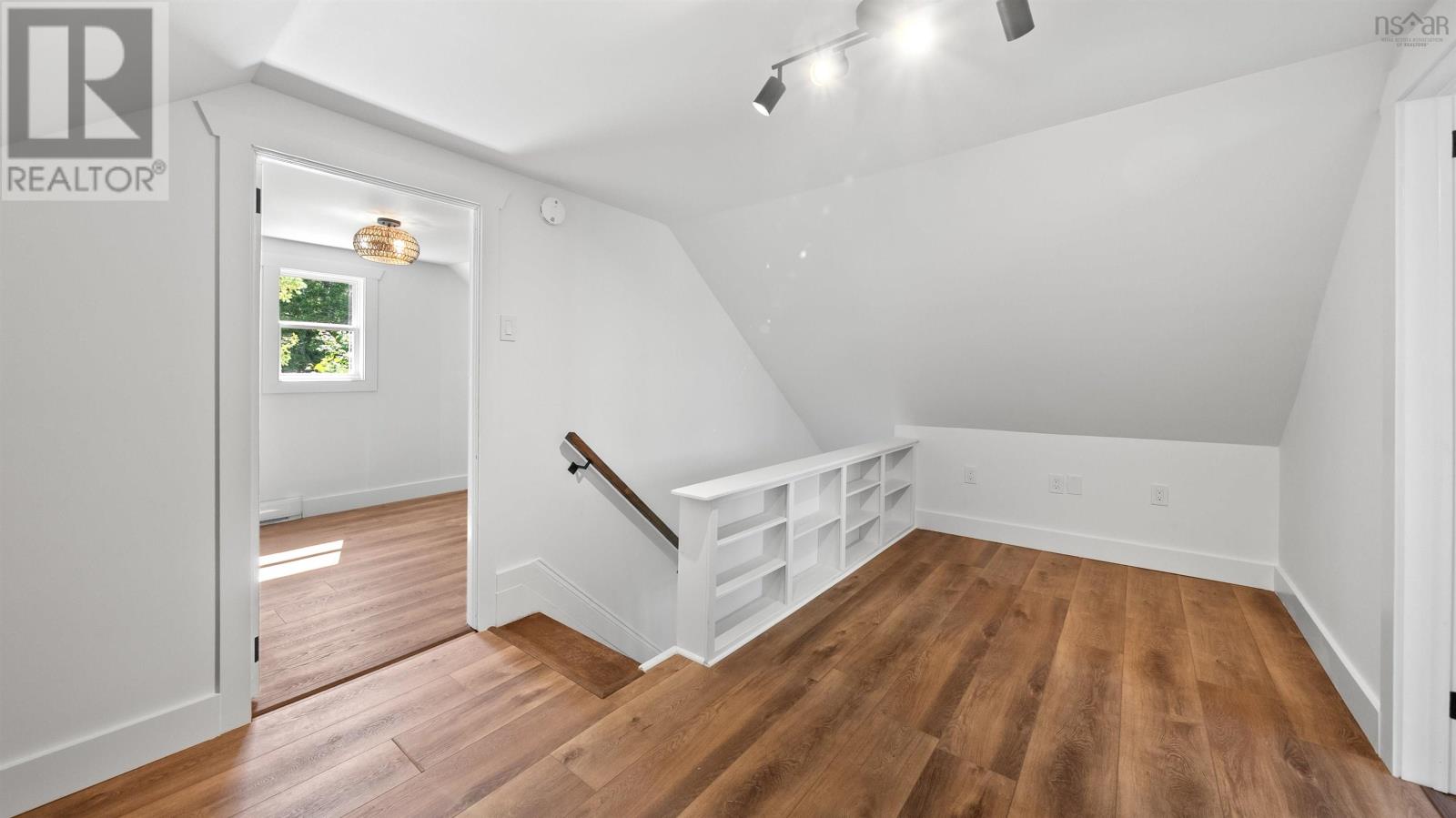 Property 36 of 49 of 379 Bissett Road