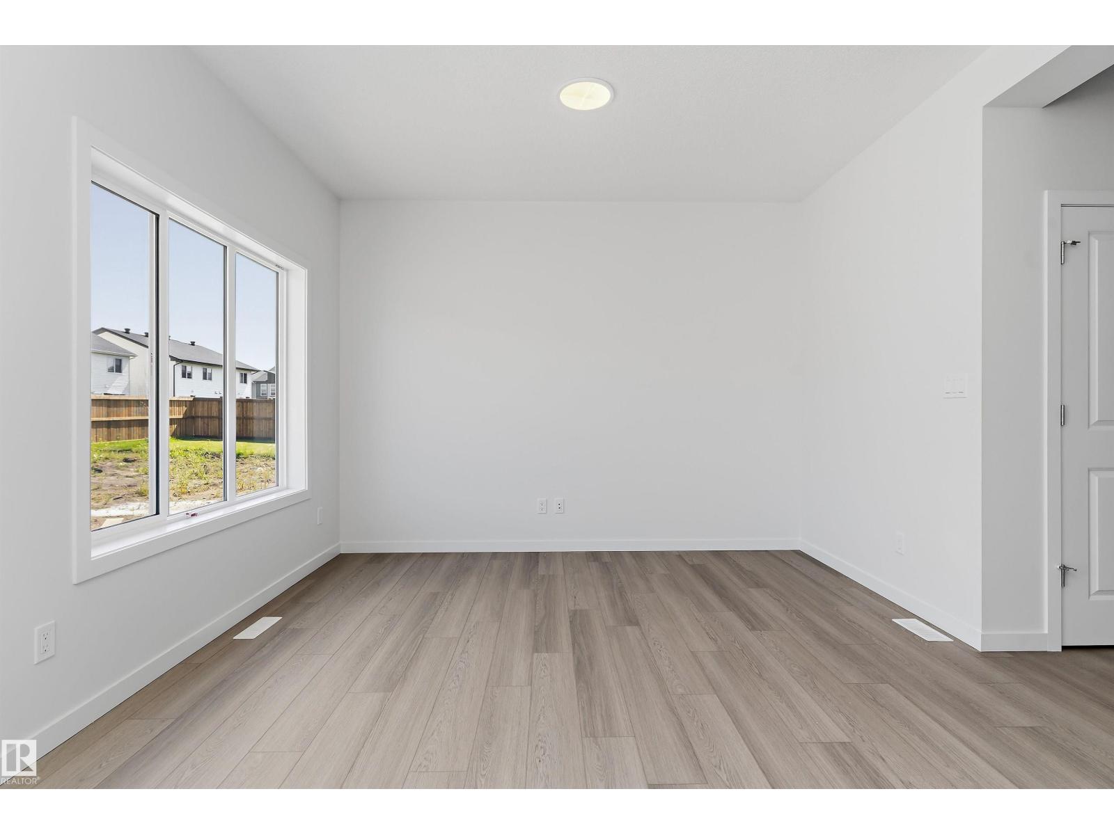 18119 74 ST NW - Image 12