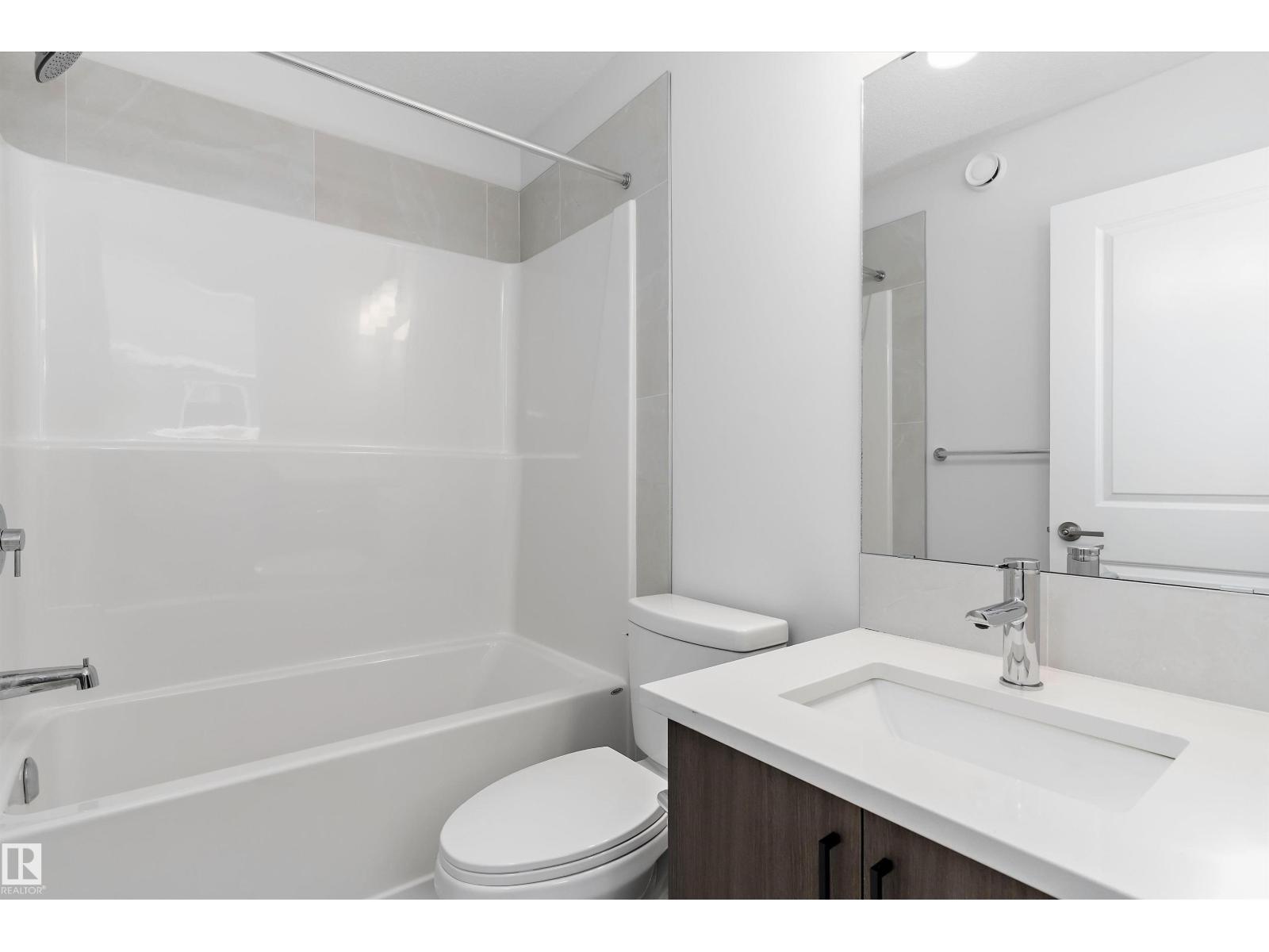 18119 74 ST NW - 26