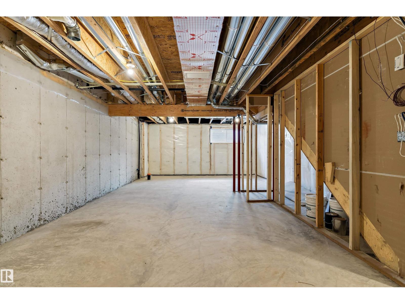 18119 74 ST NW - 30