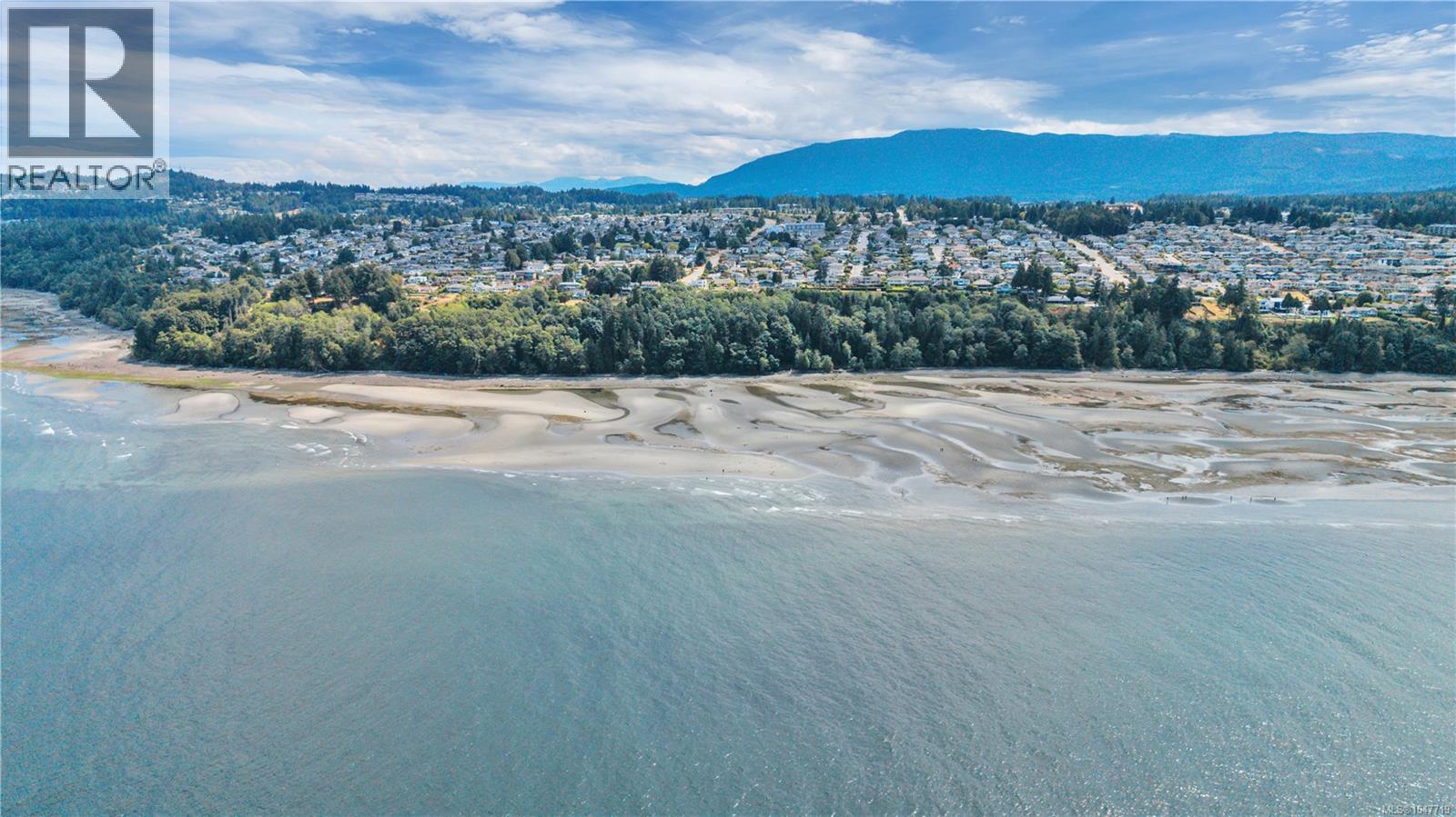 6279 Blueback Rd, Nanaimo