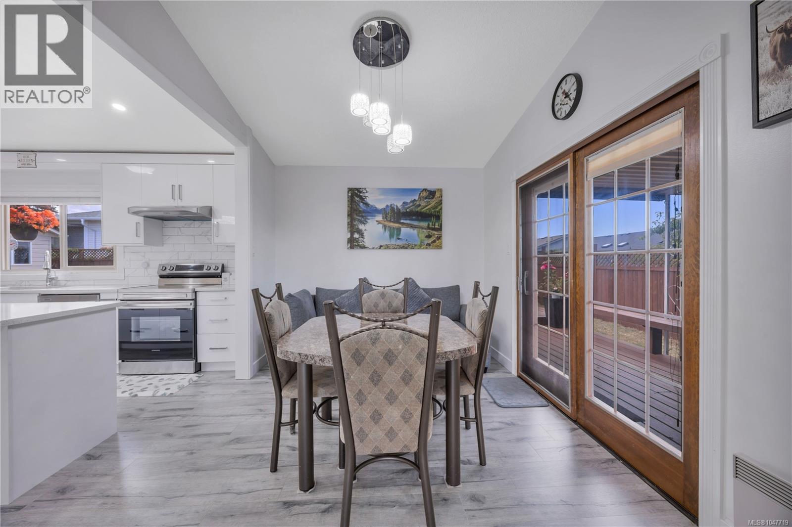 6279 Blueback Rd, Nanaimo