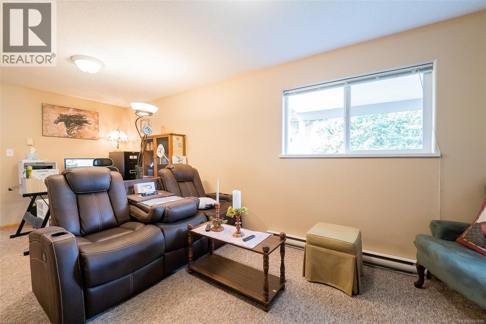 297 Harwell Rd, Nanaimo