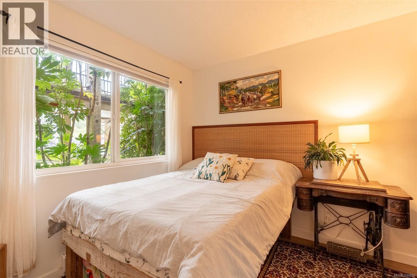 209 250 Hemlock St, Ucluelet
