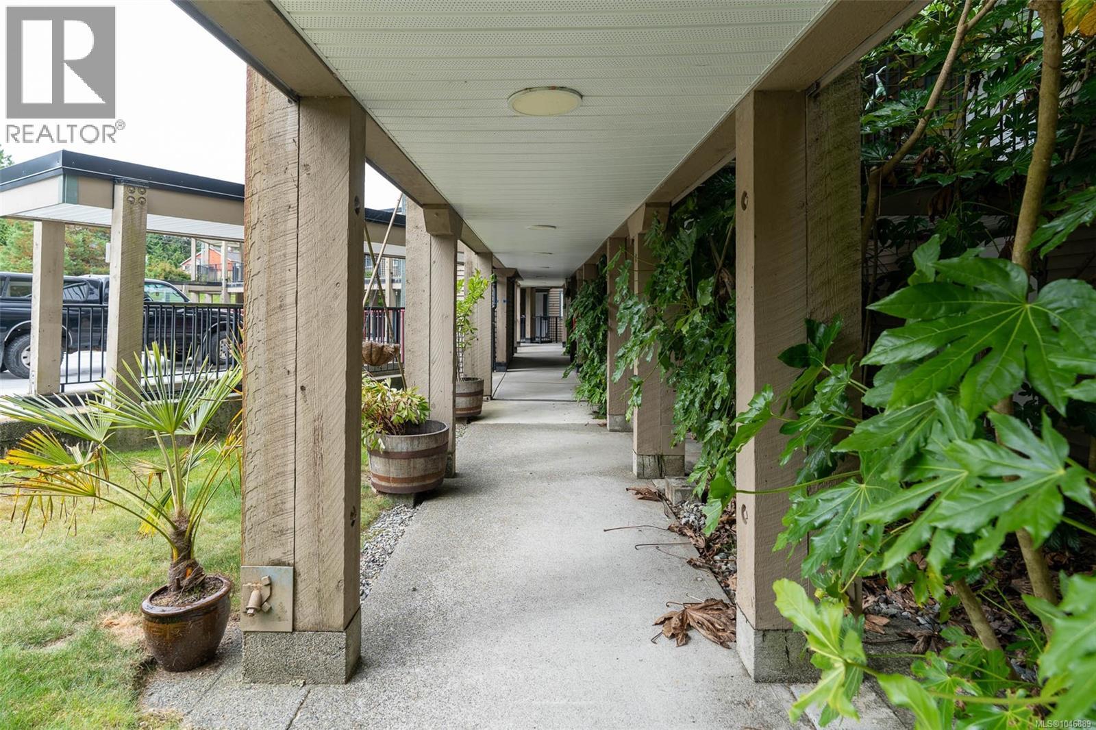209 250 Hemlock St, Ucluelet