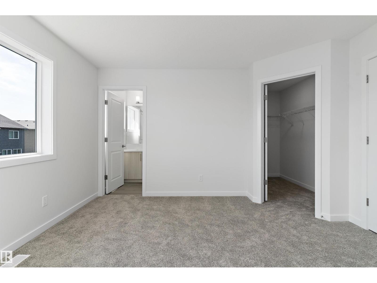 5633 HAWTHORN WY SW - 18