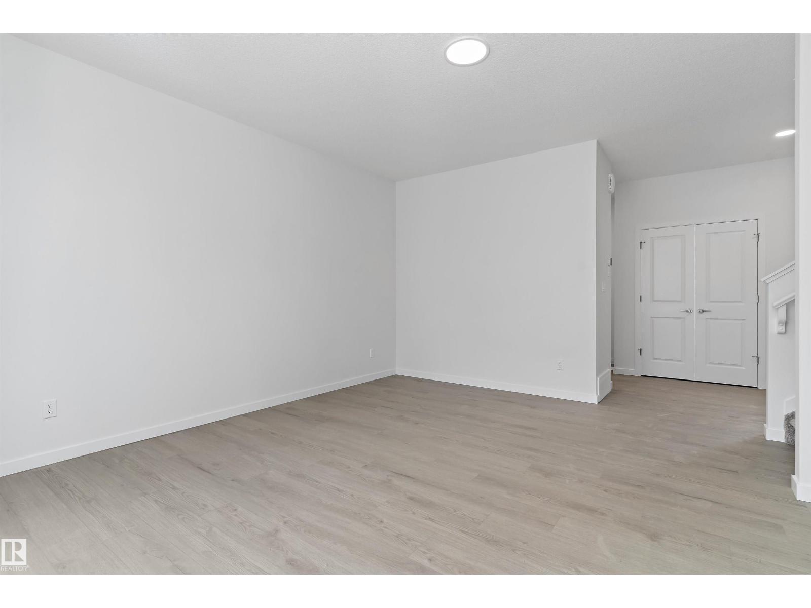 5633 HAWTHORN WY SW - 14
