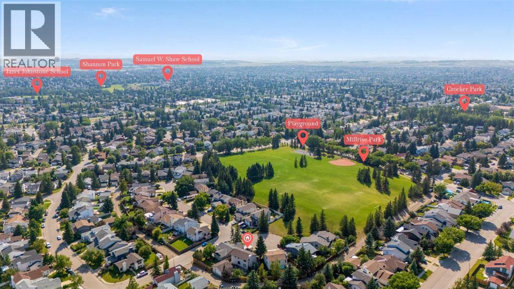 8 Millside Court SW, Millrise, Calgary photo 4