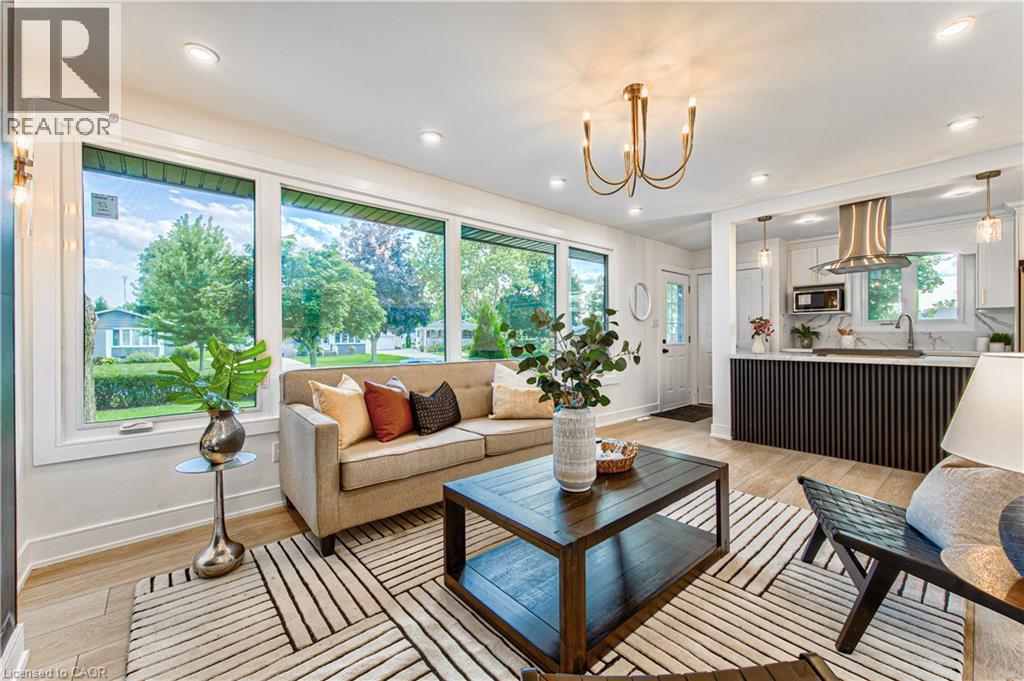 7385 NORTH DORSET Place - Image 15