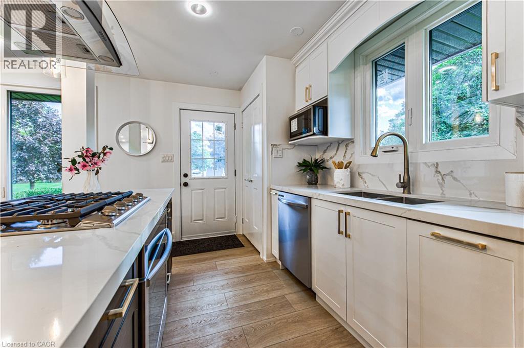 7385 NORTH DORSET Place - Image 10