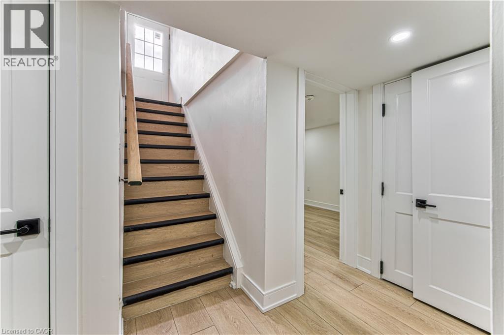 7385 NORTH DORSET Place - Image 29