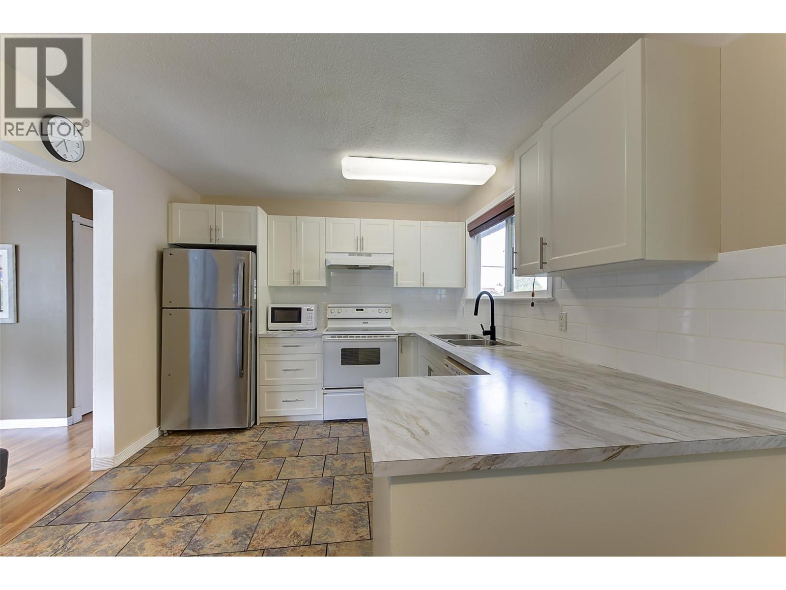 680 Myron Road, Kelowna
