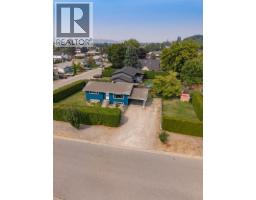 3pc Bathroom - 680 Myron Road, Kelowna, BC V1X5K2 Photo 6