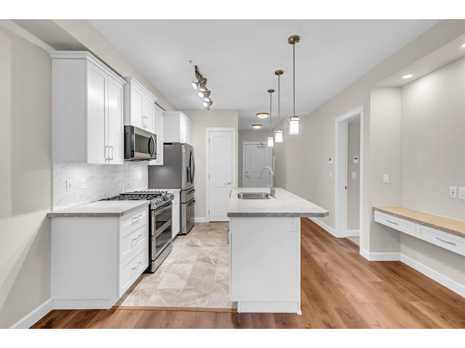 201 20328 86 AVENUE, Langley