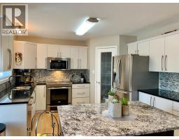 Bedroom - 9106 93 Ave, Lac La Biche, AB T0A2C0 Photo 8
