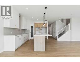 5pc Bathroom - 546 Hotchkiss Manor, Calgary, AB T3S0J9 Photo 6