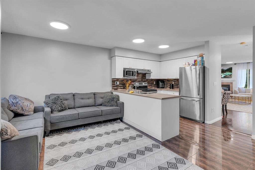 40 6533 121 STREET AVENUE, Surrey