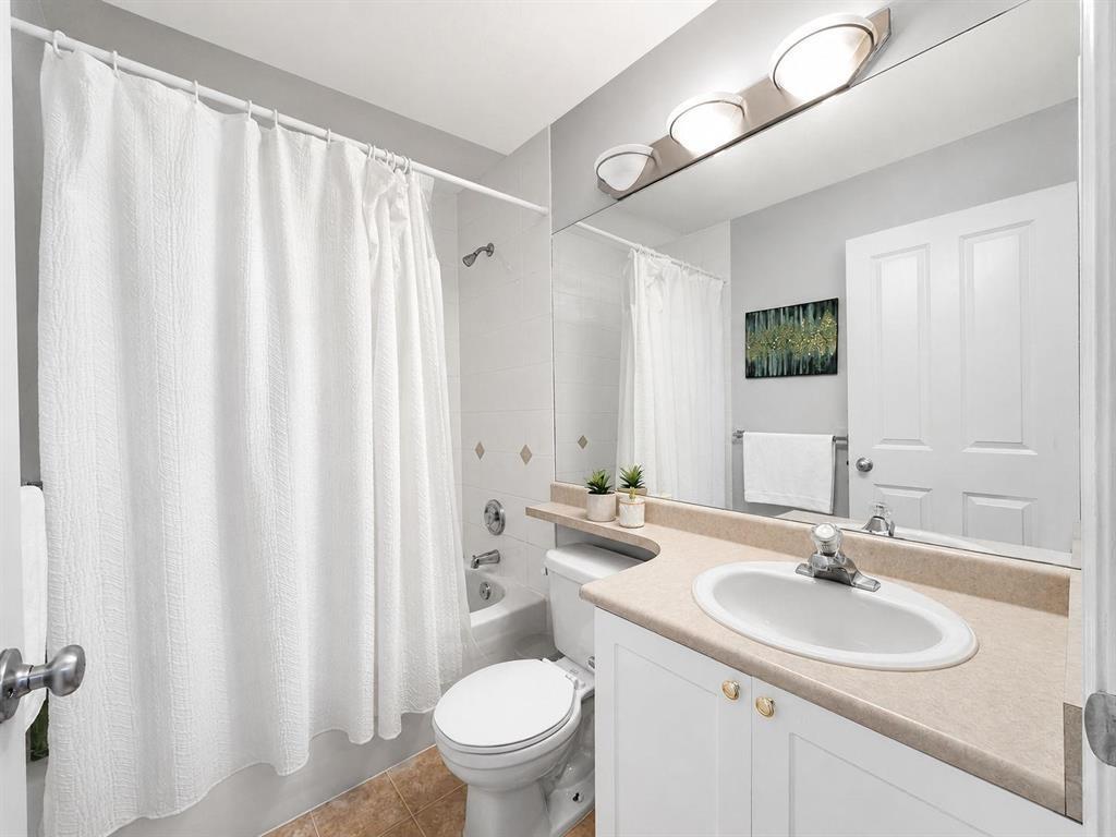 40 6533 121 STREET AVENUE, Surrey