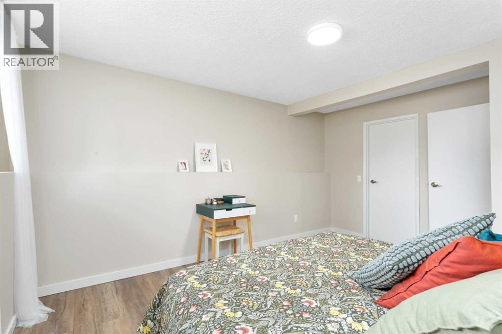 Listing photo – A, 5946 45 Avenue, Lacombe