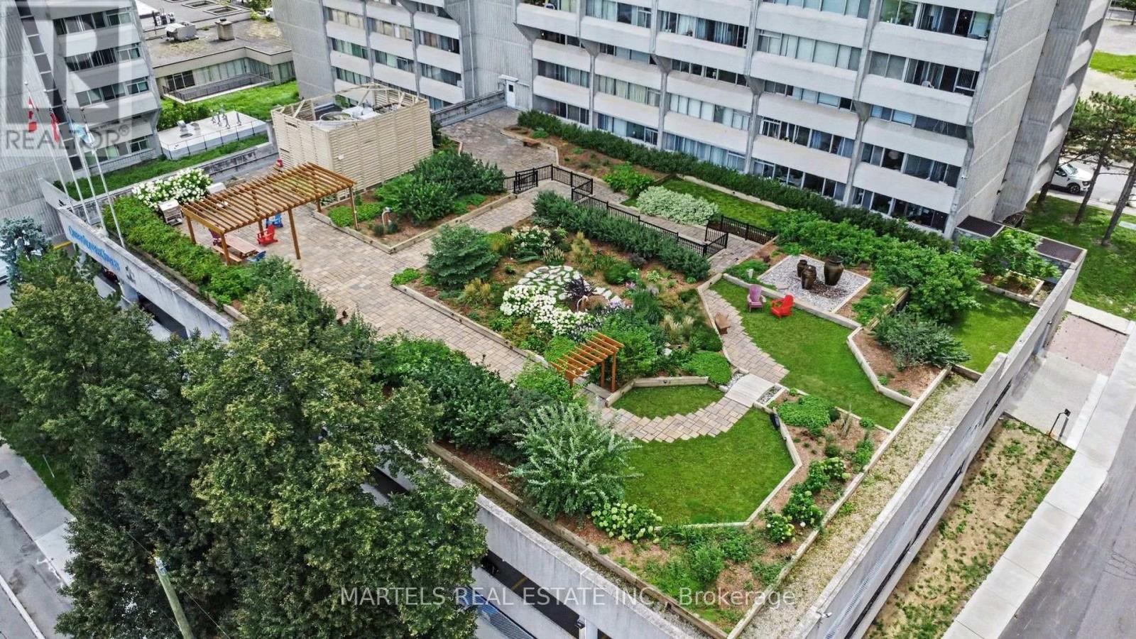 #904 530 LAURIER AVENUE W - Image 26