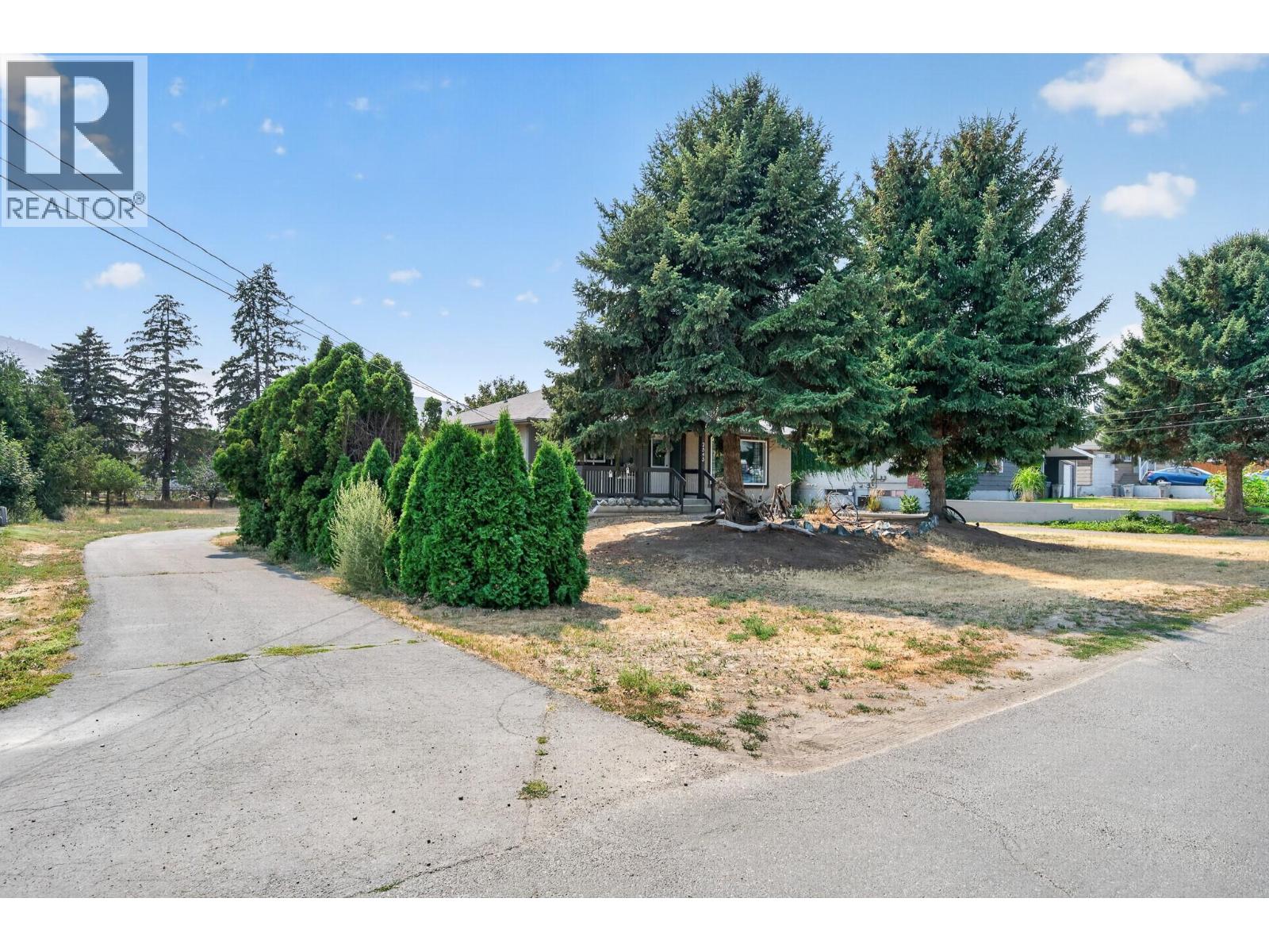 2545 YOUNG Avenue, Kamloops