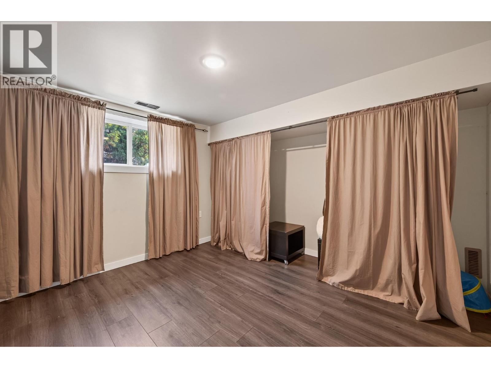 2545 YOUNG Avenue, Kamloops