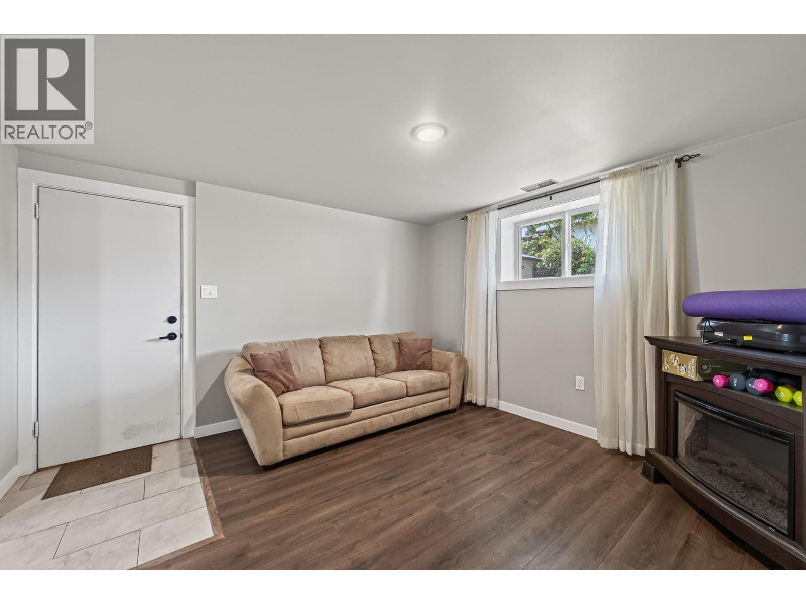 2545 YOUNG Avenue, Kamloops
