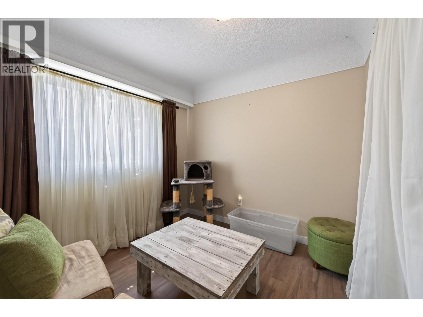 2545 YOUNG Avenue, Kamloops