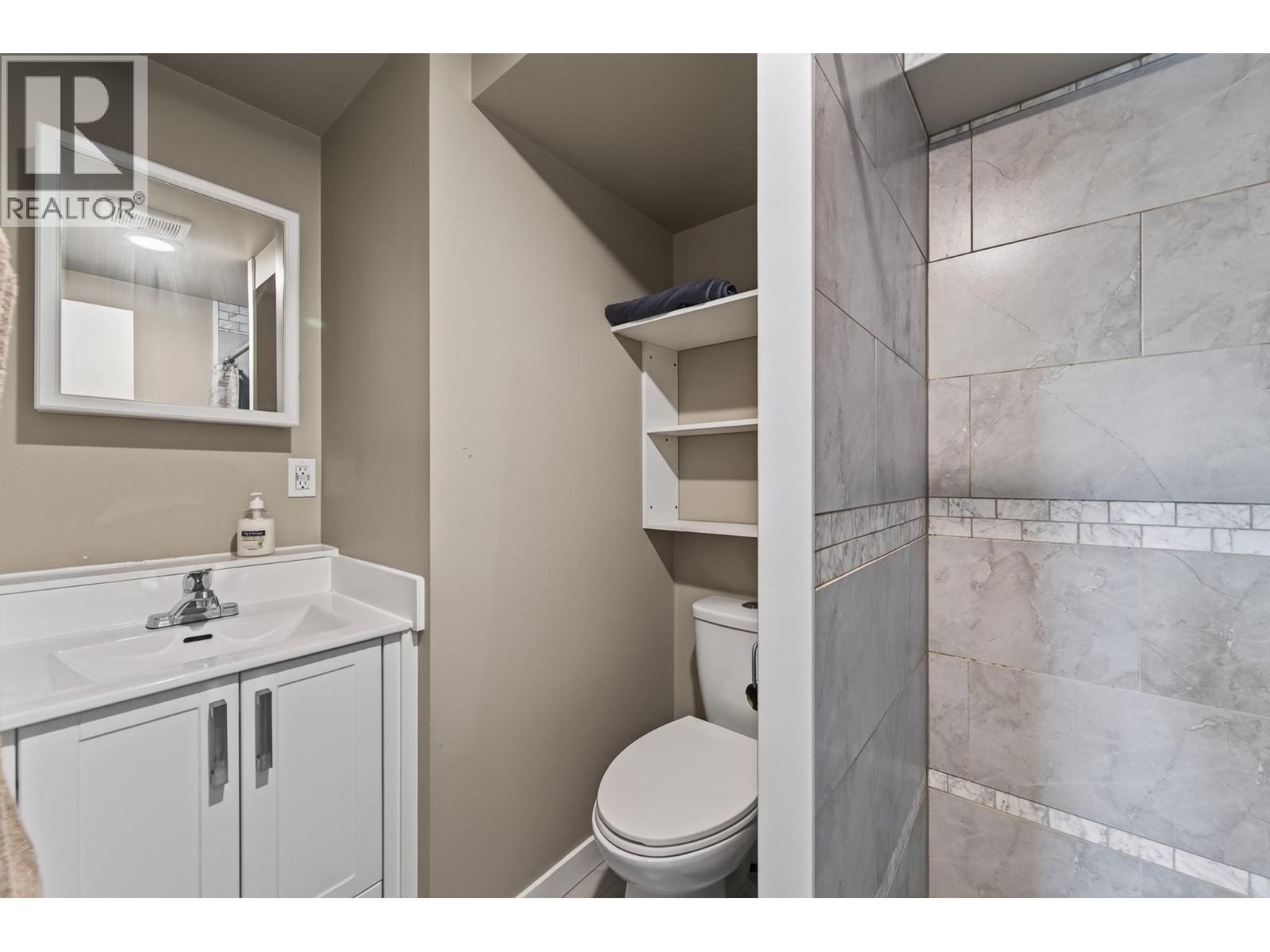2545 YOUNG Avenue, Kamloops