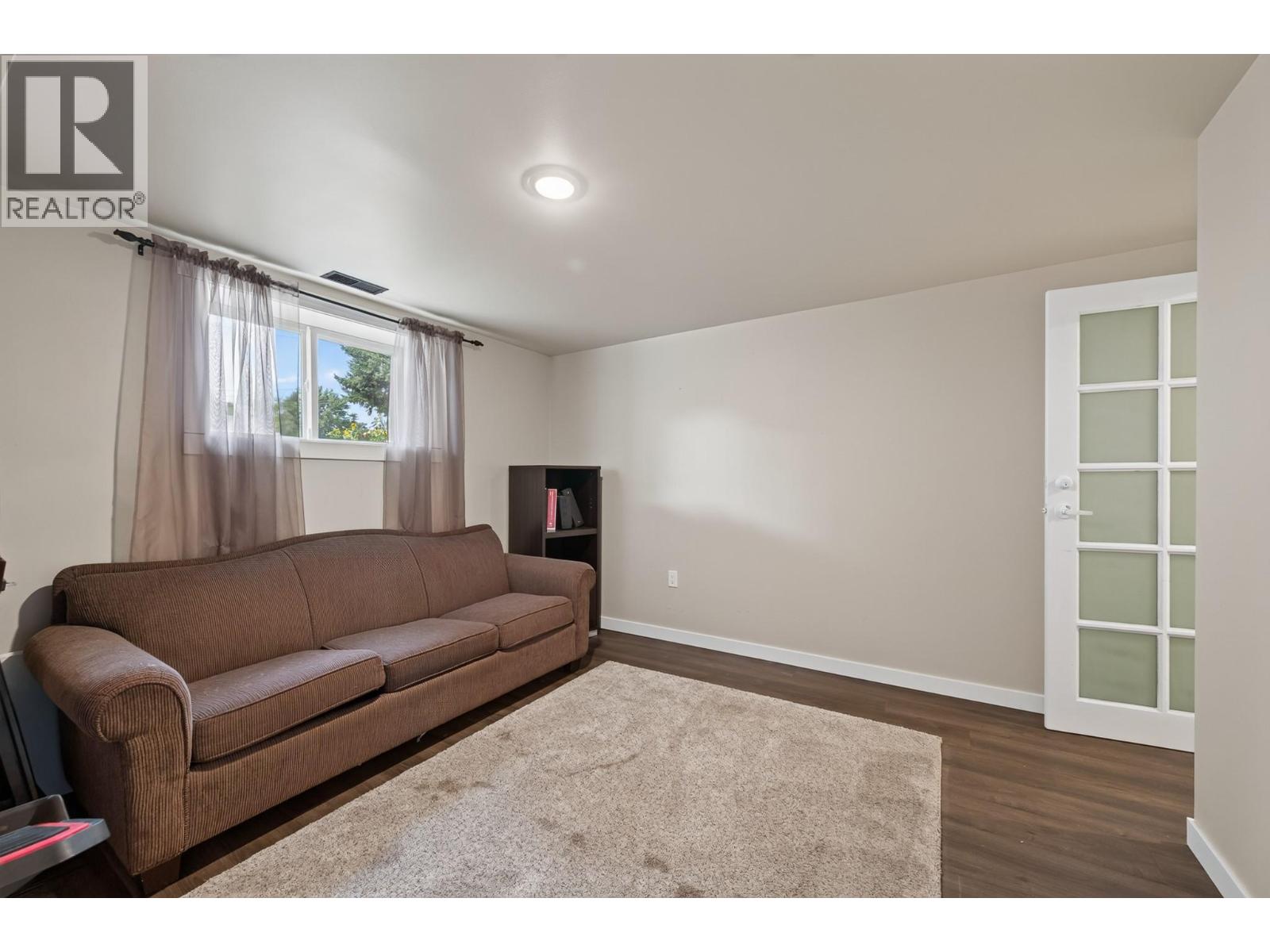 2545 YOUNG Avenue, Kamloops