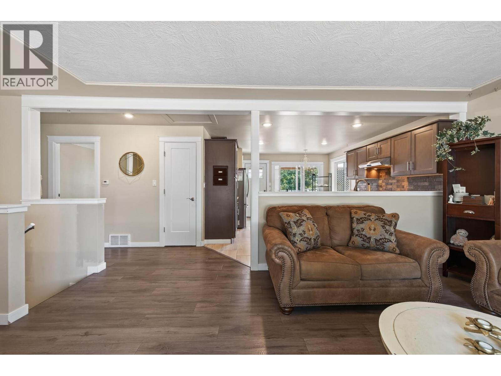 2545 YOUNG Avenue, Kamloops