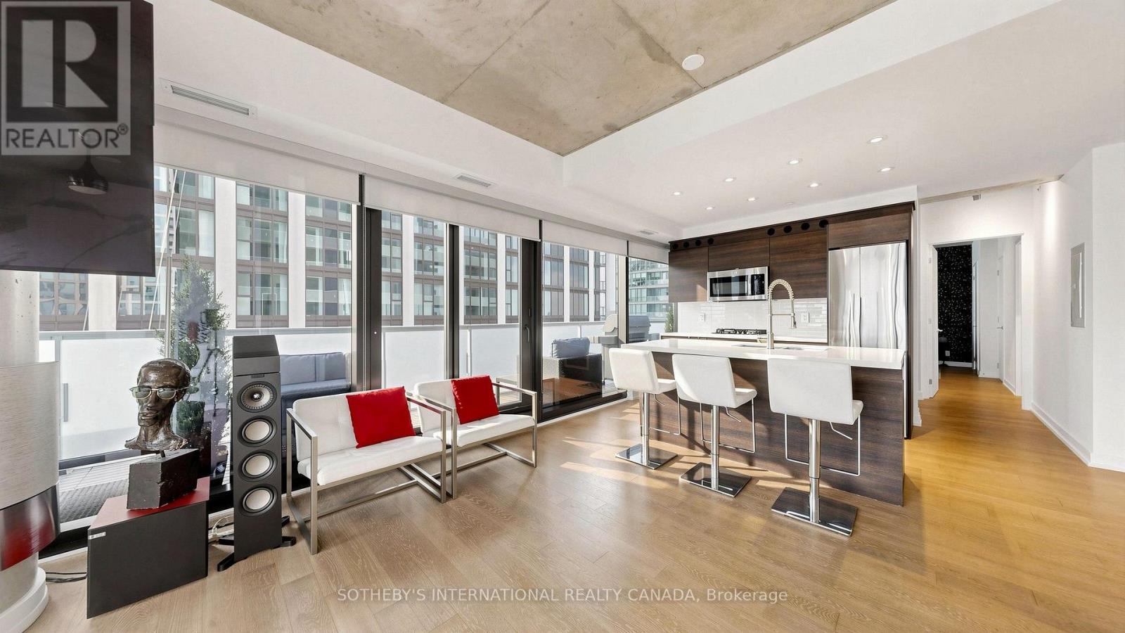 #2807 11 CHARLOTTE STREET - 10