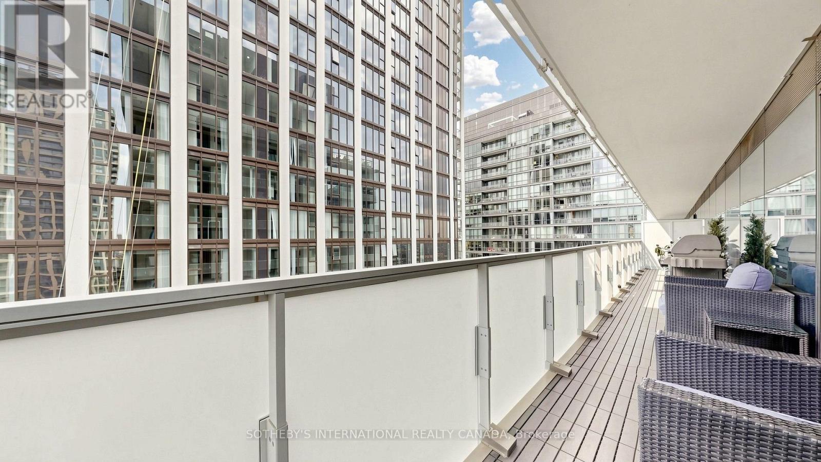 #2807 11 CHARLOTTE STREET - Image 34