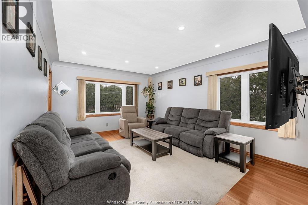616 DUCHARME STREET - 11