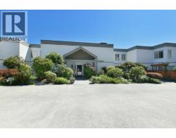 301 5780 Trail Avenue, Sechelt, BC V7Z0K5 Photo 27
