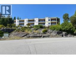 301 5780 Trail Avenue, Sechelt, BC V7Z0K5 Photo 28