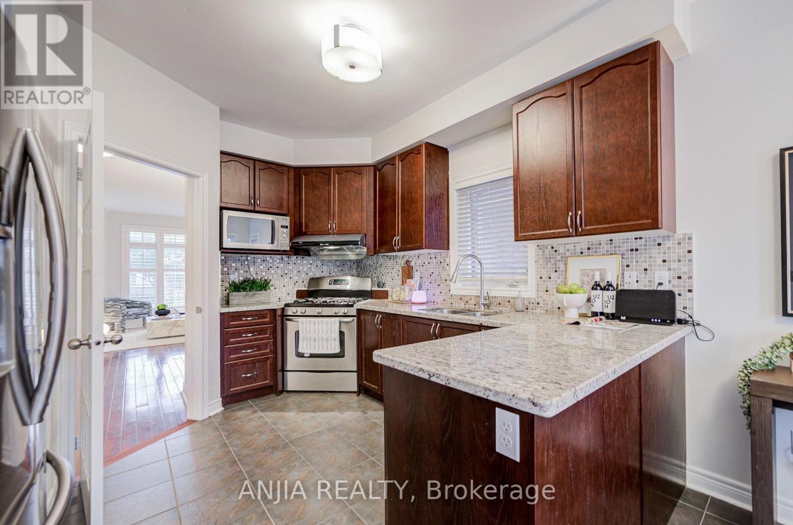 2406 BUR OAK AVENUE - 13
