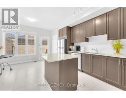2064 Donald Cousens Parkway, Markham, ON L6B0Z3 Photo 13