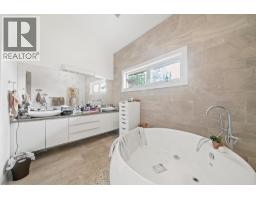 116 Deerview Lane, Anmore, BC V3H0A3 Photo 12