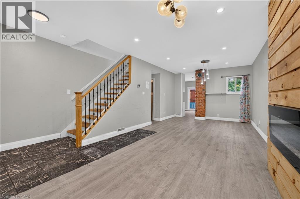 55 FRANCIS Street - Image 6