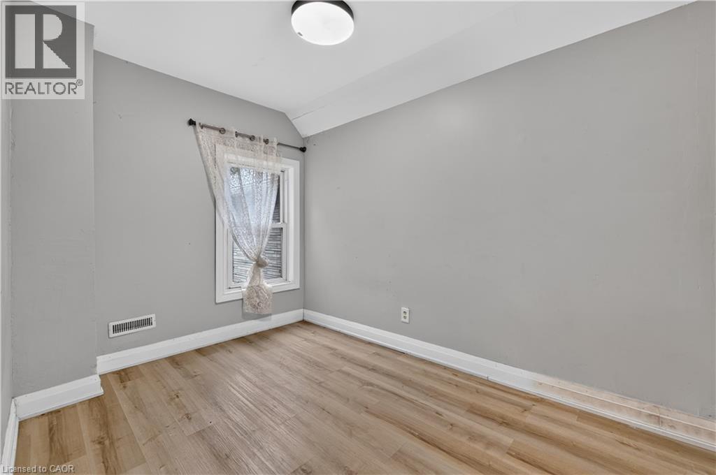 55 FRANCIS Street - Image 23