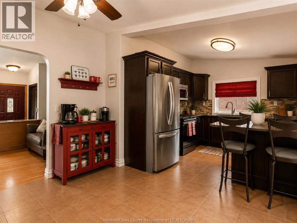 2763 EVERTS AVENUE - Image 10