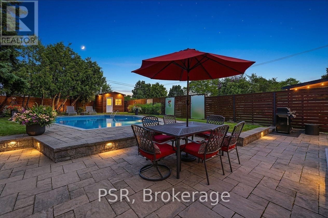 61 ROBINGLADE DRIVE - 49