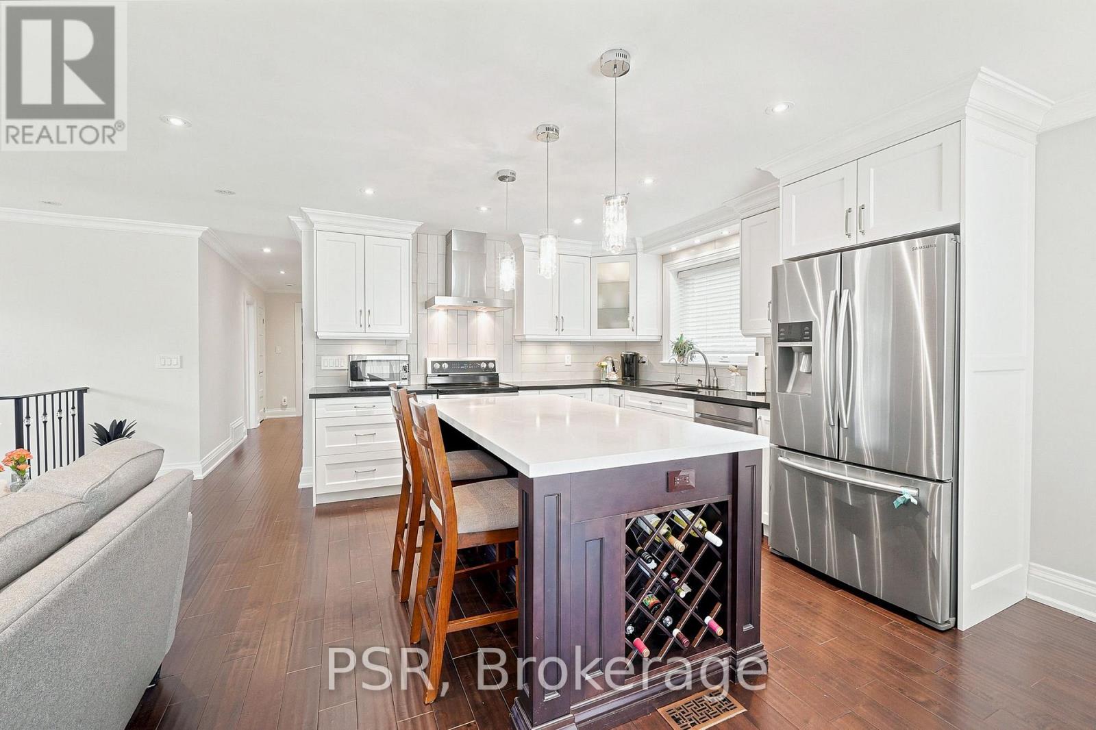61 ROBINGLADE DRIVE - 5